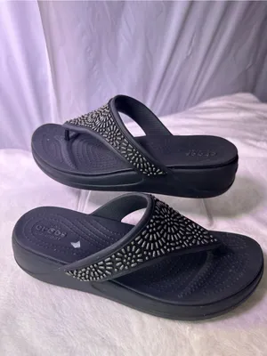 CROCS Women's Black Embellished Wedge Thong Sandals thumbnail 2