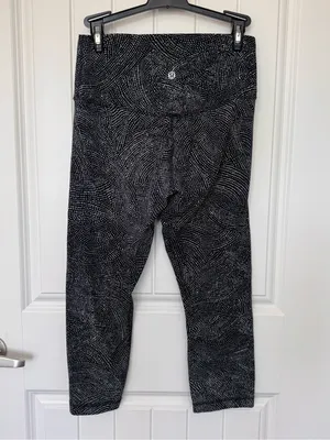 Lululemon Wunder Under Crop‎ Leggings Size 8 Black White Speckled thumbnail 3
