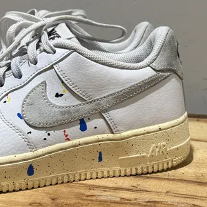 Nike Air Force 1 paint Splatter Size Youth 6/woman’s 7.5‎ B36 thumbnail 3