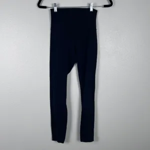 Lululemon Women's Align High Rise Pant Black Sz 4 thumbnail 4
