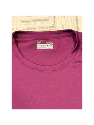 New Under Armour women's XS (semi-fitted) purple Heatgear t-shirt thumbnail 2