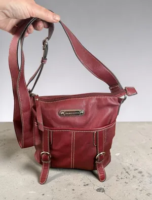 Franco Sarto Burgundy Shoulder Bag Faux Leather Zip Purse Adjustable Strap thumbnail 1