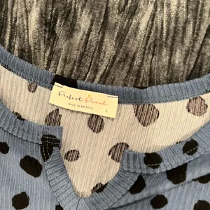 Blue Sleeveless Polka Dot Top Size L by perfect peach thumbnail 3