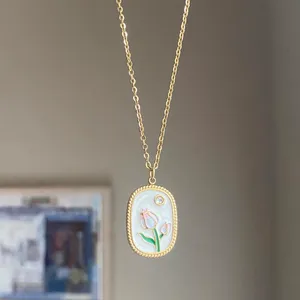 Handmade gold tone stainless steel cute chic tulip necklace🌷🩷 thumbnail 4