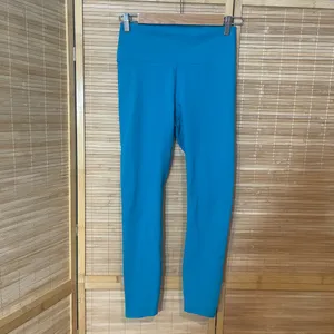 Fabletics blue leggings athletic pants woman’s small SEE MEASUREMENTS thumbnail 2