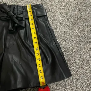 Zara Black faux Leather High Waisted Tie Belt Loop Shorts With Pockets XS thumbnail 6