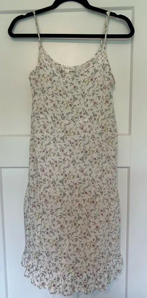 Pink Rose Floral dress thumbnail 1