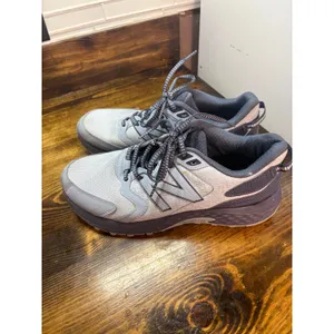 New Balance Pale Blue Sneakers‎ Size 11 Wide thumbnail 2