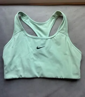 nike sports bra thumbnail 1