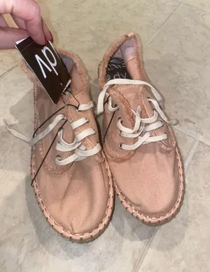 Blush Shoes Pink Size 8 thumbnail 1