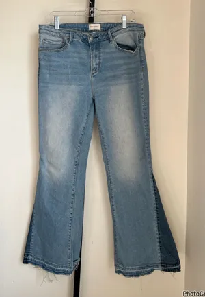 Driftwood Farrah Flare Two Tone Denim Jeans 32 thumbnail 1
