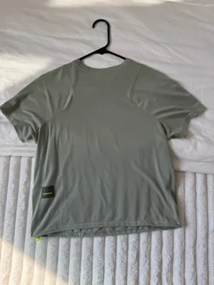 Lululemon Hiking Shirt Lightweight Cinched Hem thumbnail 3