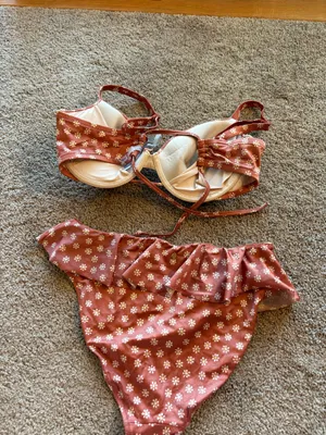Victoria’s Secret Bikini thumbnail 4