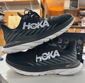 Hoka One One Women’s Mach 6 Running Shoes Size 8 B thumbnail 1