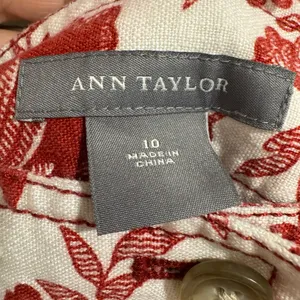 Ann Taylor Womens Red White Floral 100% Linen Mini Pencil Skirt Size 10 Pockets thumbnail 4