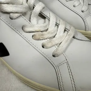 Veja Esplar Leather Sneakers Extra White Black Womens Size 7 EUR 38 Low‎ Top thumbnail 5