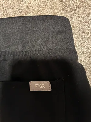 FIGS Scrub Pants thumbnail 3