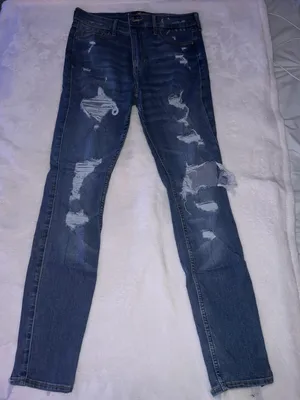 Hollister Jean thumbnail 1