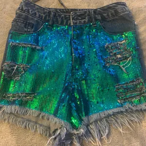 Missguided High Waisted Sequin Denim Jean Shorts thumbnail 4