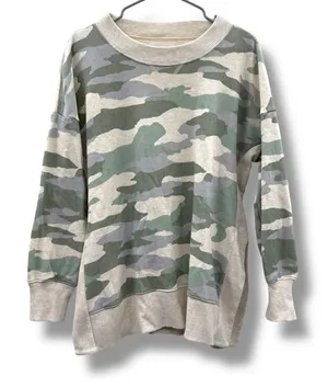 Aerie Good Vibes Oversized Gray Green Camo Print Long Sleeve Sweater Sz‎ M thumbnail 1