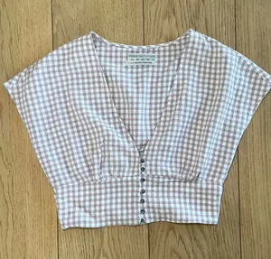 Urban Outfitters Tan and White Checkered Cropped V-Neck Top thumbnail 1