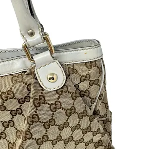 Gucci Sukey Medium Tote Monogram Canvas White Trim Pleated Handbag Charm thumbnail 4