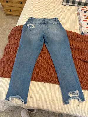 Vervet Distressed Jeans thumbnail 5