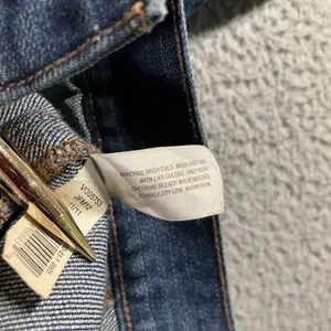 Old Navy Denim Trucker Jacket Women 2XL Blue Faded Utility Layering Outdoor thumbnail 16