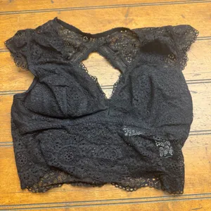Hollister Gilly Hicks Black Lace Bralette Crop‎ Top Bralette Size M thumbnail 1