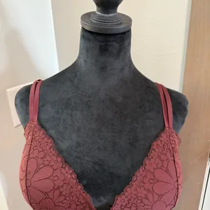 Aerie Maroon Red Lace‎ Bra Bralette Padded Adjustable Ruffle 38DD thumbnail 4