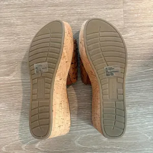 House of Harlow Women's Brown and Tan Sandals thumbnail 2