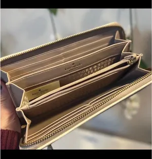 Kate Spade Wallet thumbnail 3