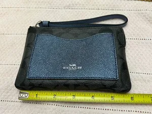 Coach Wristlet thumbnail 1