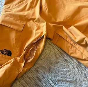 Northface ‘Freedom’ Snow Bib Pants thumbnail 7