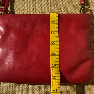 Madewell The Puff Crossbody Bag in Red Leather thumbnail 12
