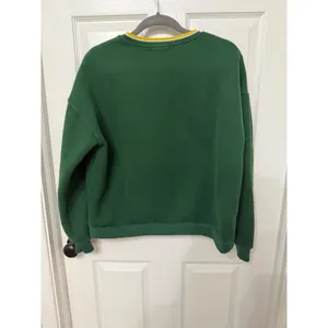 Edikted‎ Dallas Graphic Oversized V-Neck Sweatshirt Green Yellow Small thumbnail 6