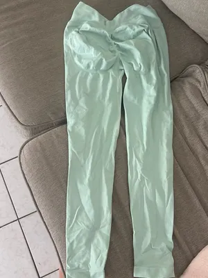 Amazon Women's Mint Green  Workout set thumbnail 2
