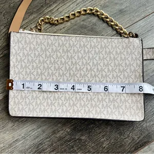 Michael Kors Mini Belt Bag Wristlet Purse Medium Cream Grey Tan Vegan Leather thumbnail 4