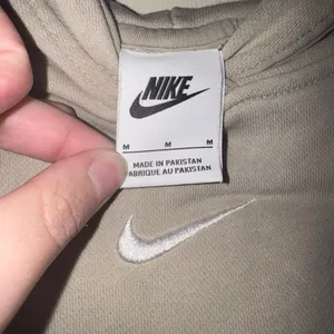 Nike Beige Crewneck Sweatshirt thumbnail 2