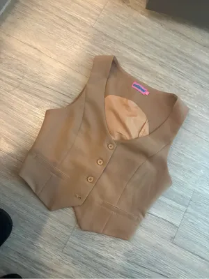 EDIKTED TAN VEST JACKET  M thumbnail 3