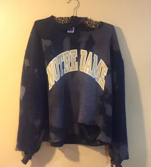 Notre Dame vintage distressed sweatshirt Sz large thumbnail 4