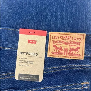 NW5 Levi's Women's Boyfriend Jeans in Deep Blue 29x30 thumbnail 9