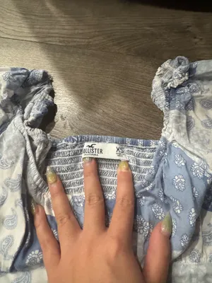 Hollister Top thumbnail 2