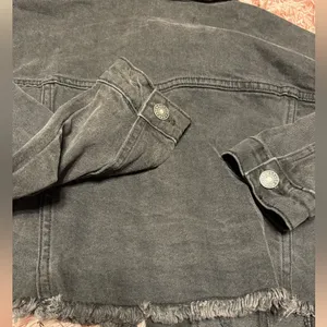 Garage Black cropped jean jacket thumbnail 2