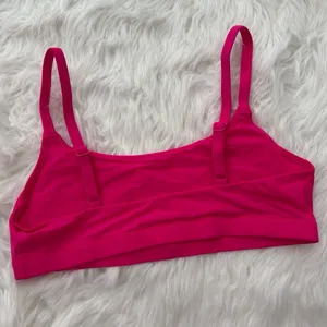 Skims Fits Everybody Scoop Neck Bralette Pink Size Large thumbnail 4