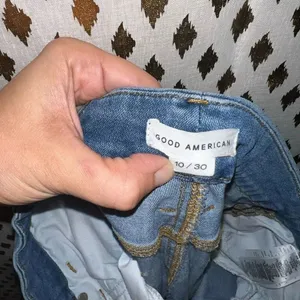 Good American jeans skinny stretchy light wash denim Khloe Kardashian size 10 thumbnail 2