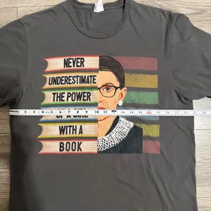 100% Cotton RBG Never Underestimate A Girl With A Book Graphic Tee Gray‎ L thumbnail 5