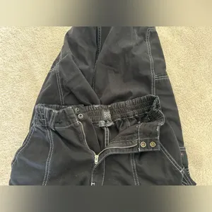 BDG Urban Outfitters Black Relaxed Skate Jean Cargo Jeans Women's Size 28 thumbnail 6