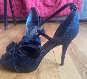 Nina Black Heels thumbnail 1