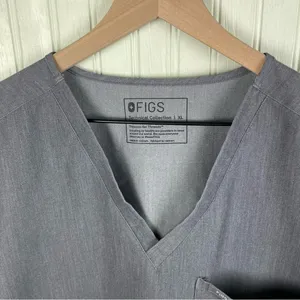 FIGS Women's Catarina One Pocket V-neck Scrub Top Graphite Grey Size XL Nursing thumbnail 4